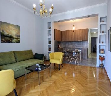 Mousio Apartment | Athenian Charm, Two-bedroom Flat