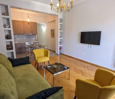 Mousio Apartment | Athenian Charm, Two-bedroom Flat