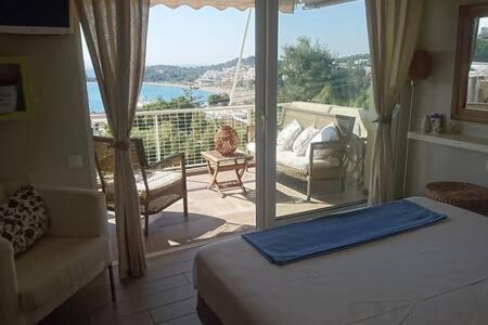 Vouliagmeni Apartment | Athens Vouliagmeni great sea view apartment