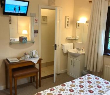 Navan Bed & Breakfast | Athlumney Manor Guest Accommodation