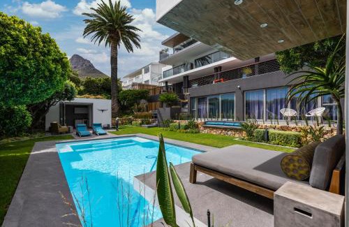 Camps Bay House | Atholl House