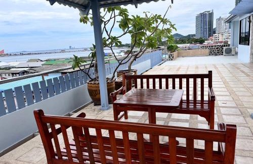 Tha Thaewawong Apartment | ATHome Sriracha near Koh Loy