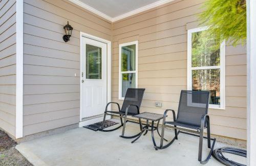 Church Street House | Atlanta Home with Patio, 8 Mi to Downtown and Aquarium