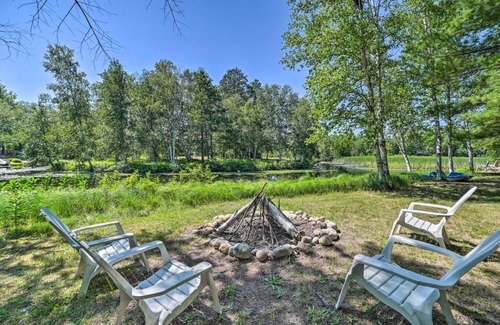Atlanta House | Atlanta Waterfront Cabin with Dock and Kayaks!
