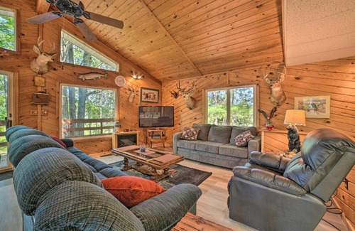 Atlanta House | Atlanta Waterfront Cabin with Dock and Kayaks!