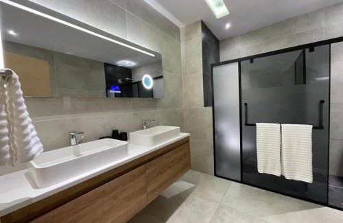 Ouakam Apartment | Atlantic Breezy