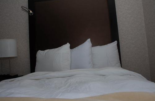 Wall Hotel | Atlantic Inn and Suites - Wall Township