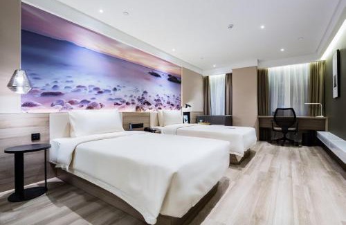 Shinan District Hotel | Atour Hotel Qingdao May Fourth Square Yunxiao Road