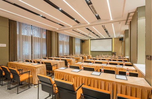 Tongxiang Hotel | Atour Hotel Tongxiang Wuzhen