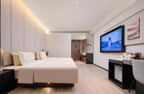 Yangtianlin Hotel | Atour Hotel Wenling Zeguo Lingyue Plaza