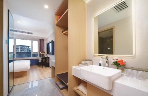Ganjingzi Hotel | Atour X Hotel Dalian High-tech Zone Tengfei Software Park