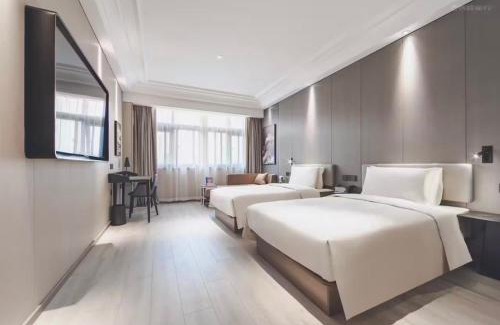 Shushan Hotel | Atour X Hotel Hefei Zhengda Plaza Prosperous Avenue