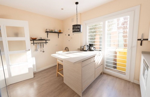 Rosas Ski Chalet | Attic room Private bathroom Jacuzzi