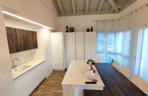 Lavis Apartment | Attico vicino Trento vista montagne mozzafiato