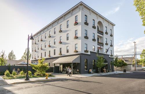 McMinnville Hotel | Atticus Hotel