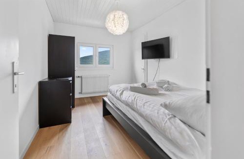Chandolin-près-Savièse Apartment | Attique rénové avec jacuzzi 6 pers à Savièse
