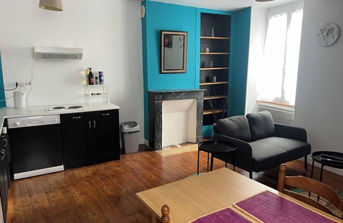Issoire Apartment | Attractive 2-room apartment in historic center of Issoire