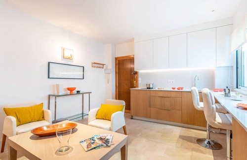 Santa Cruz Apartment | Attractive apartment near Cathedral. Don Remondo