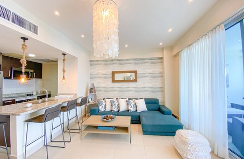 Juan Dolio - El Pueblo Apartment | Attractive & Elegant Ocean View Apartment in Juan Dolio - Pool & Garden