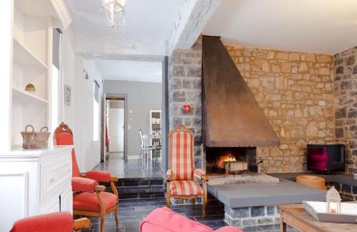 Gerin House | Attractive Holiday Home in Gerin near centre