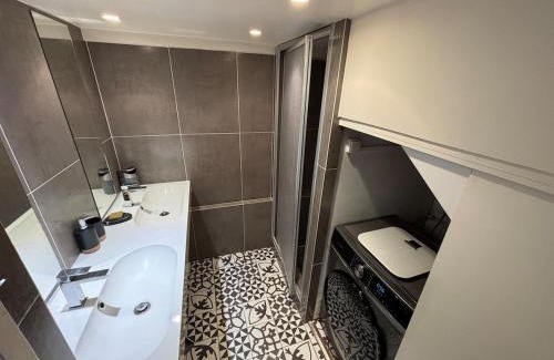 Champigny-sur-Marne Apartment | Atypical house near Paris & Disney