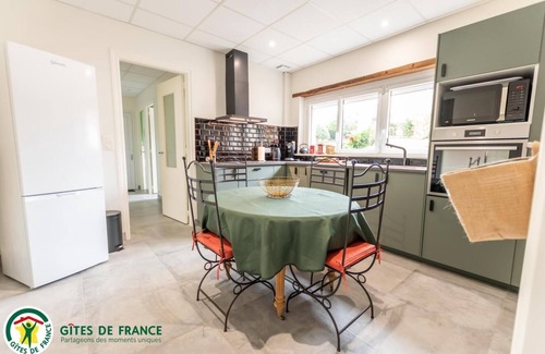 Vindey House | AU 2 Poivre - Vindey
