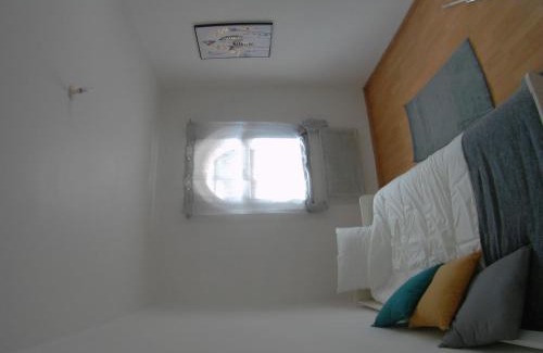 Parvillers-le-Quesnoy Apartment | Au bonheur des Anes - Gîte Idylle