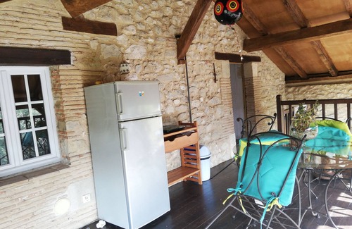 Saint-Pierre-de-Caubel Apartment | AU COEUR DE LA NATURE STUDIO 2/3 P proche PERIGORD piscine jeux pour enfants