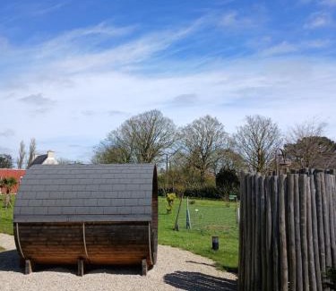 Saint-Vougay Bed & Breakfast | Au Dolmen de Kerhus "Mysigt"
