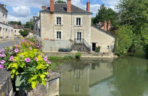 La Celle-sous-Gouzon Apartment | Au fil de l eau