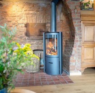 Temploux House | Au four et au jardin