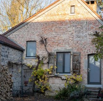 Temploux House | Au four et au jardin