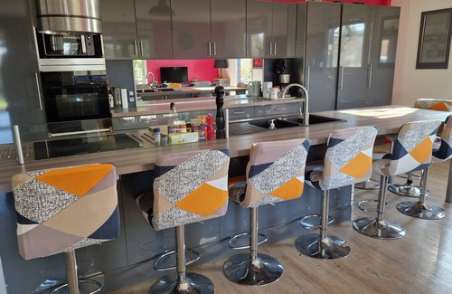 Belval-sous-Chatillon Villa | Au Gré Des Lis: Maison D'hôtes/gîte/table D'hôtes