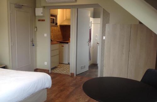 Brison-Saint-Innocent Apartment | Au petit Nice