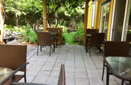 Magog Bed & Breakfast | Au Saut Du Lit