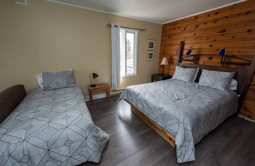Saint-Joseph-de-la-Rive Hotel | Auberge Beauséjour