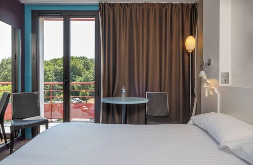 Le Gavre Hotel | Auberge de la Foret