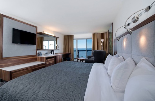 Riviere-du-Loup Regional County Municipality Hotel | Auberge De La Pointe