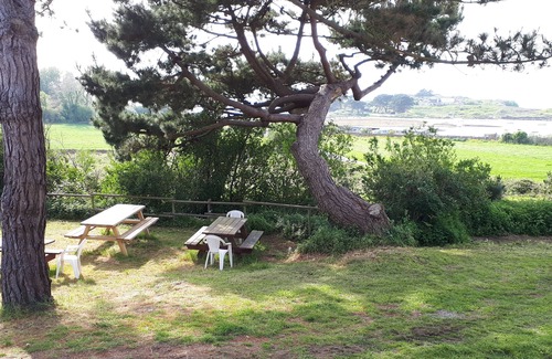 Trebeurden RV Rental | Auberge Granit Rose