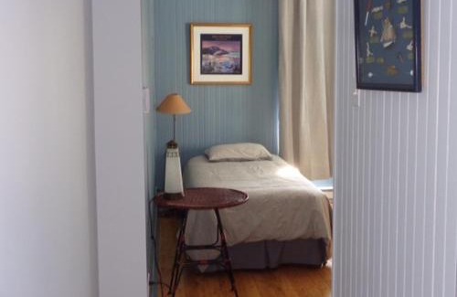 Saint-Joseph-de-la-Rive Hotel | Auberge la maison sous les pins