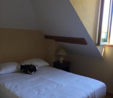 Pringy House | Auberge La Ferme De Ferrières