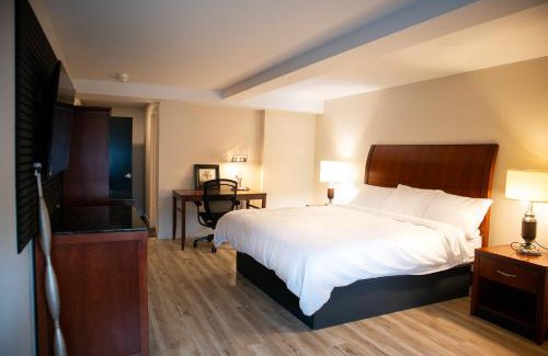 Alfred Hotel | Auberge Le Chardo Inn