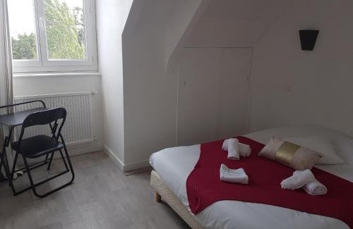 Lehon Hotel | Auberge Le Guinefort
