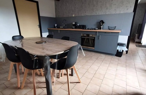 Le Change Villa | Auberoche campsite * - GITE for 6 to 8 people, rental all year round for 8 people