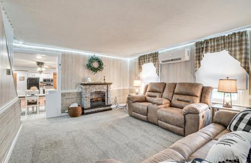 Town of Owasco House | Auburn Finger Lakes Farmhouse with Open Views!