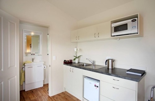 Clevedon Cottage | Auckland Country Cottages - Fantail Cottage