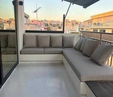 Thissio Apartment | Aura Vista Acropolis view
