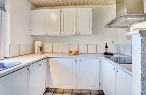 Ho House | "Aurelia" - 500m to the inlet by Interhome
