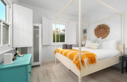 Currarong House | Aurora quintessential beachfront couples getaway