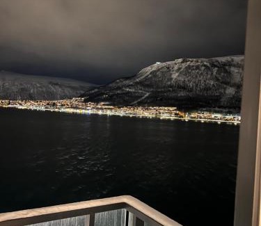 Tromso Apartment | Aurora Star - New apartment, fantastic sea view